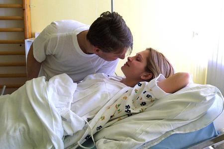Maternity wards pay little attention to human rights