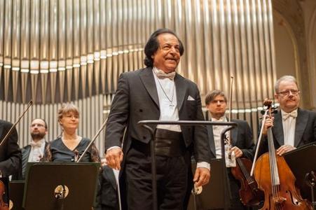 Alexander rahbari with Slovak Philharmonic