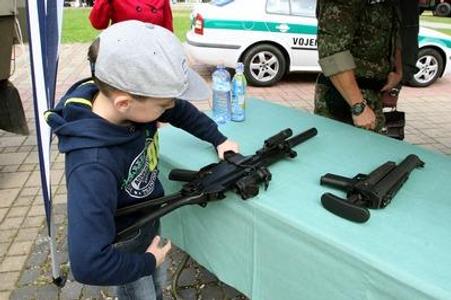 Extremist group Slovak Levies trained kids in schools