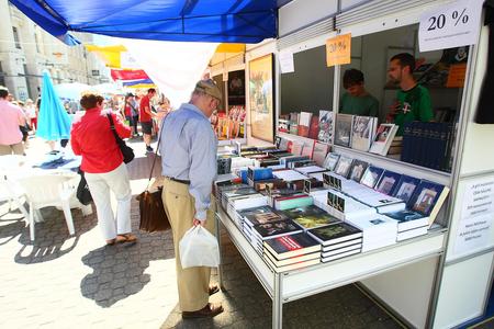 E=books are catching up on the market. 