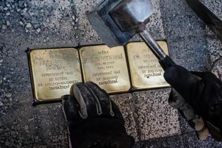 More “Stolpersteine” have been placed into pavements in Banská Bystrica, Bratislava