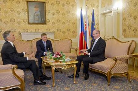 Austrian Chancellor Werner Faymann, Slovak PM Robert Fico and Czech PM Bohuslav Sobotka, from left.