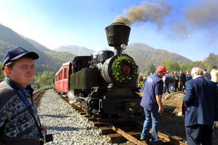 A total of 17 tram carriages for an atypical narrow-gauge track that will pass through Čiernohorská valley will arrive in spring 2021.