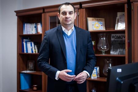 Former Roma proxy leaves mixed record