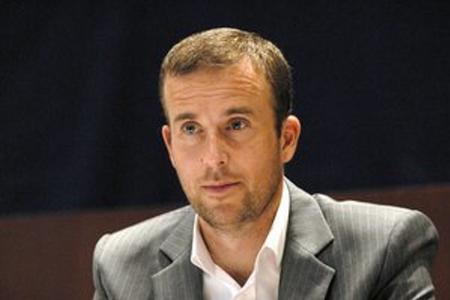 Ferry scandal figure leaves post