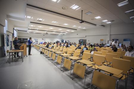TECH INNO DAY was exhibition of innovative technologies at the FIIT STU. 