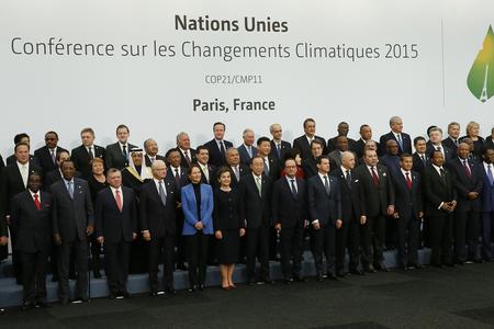 World leaders pose for a group photo at the United Nations Climate Change Conference. PM Fico is fourth from left in the top row.