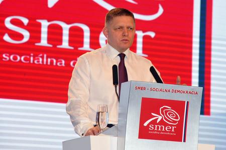 Smer campaigns on social package