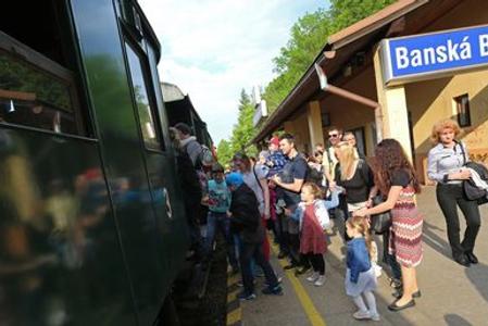 In Banská Bystrica, a historicla train wa spart of the event.