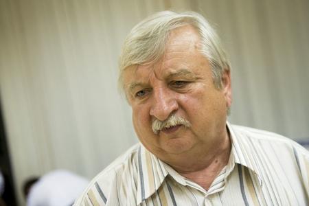 Halting the prosecution of former ministers proposed