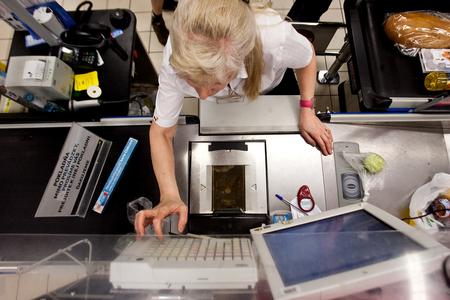 More e-payments would cut down on tax fraud.