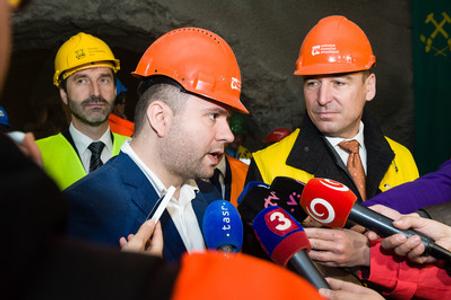 Auxt (C) with ex-minister Brecely (R) and Žilina regional governor Juraj Blanár