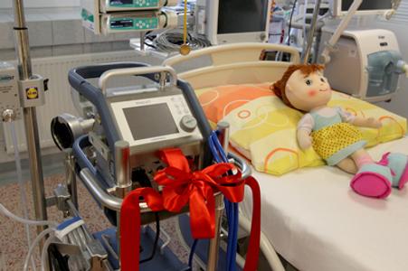 Children's emergency, illustrative stock photo. 