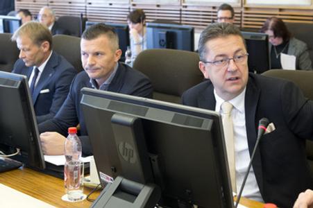 The government, at its January 20 2016 session, passed investment aid for IEE Sensing Slovakia