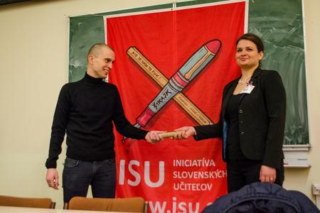 Strike relay baton handed over to university lecturers