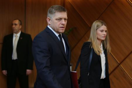 Marjam Lindsbro of RKN Global Europe and PM Robert Fico signed a cooperation agreement in Banská Bystrica.