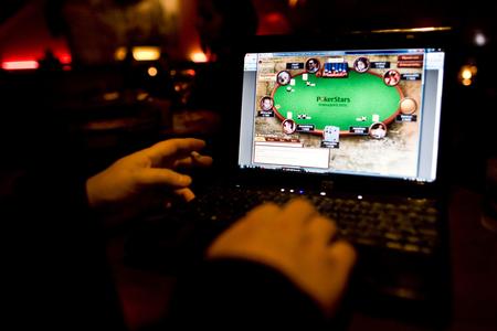 Illegal gambling websites come into focus