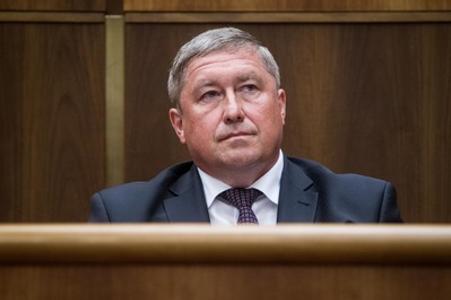 Top scandals vanish in Dušan Kováčik’s office