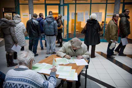 A lot of Slovaks still fill in tax returns in print form.