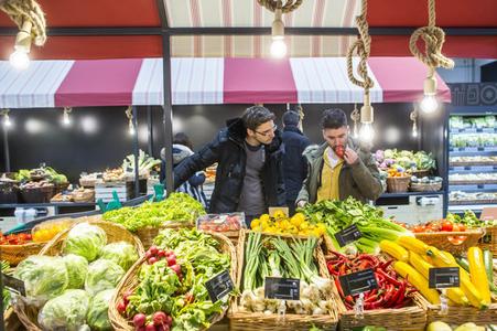 Slovaks launch supermarket promoting domestic food