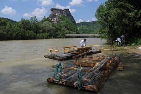 Spectacular Slovakia #23: Visit the Nosferatu castle in Orava