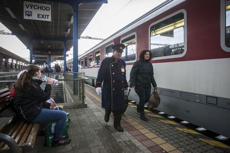 Homeless help with baggage
