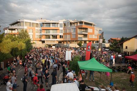 Suchánek proposes general protest for September 16