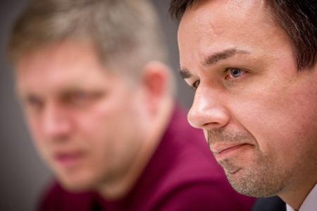 Erik Tomáš (r)