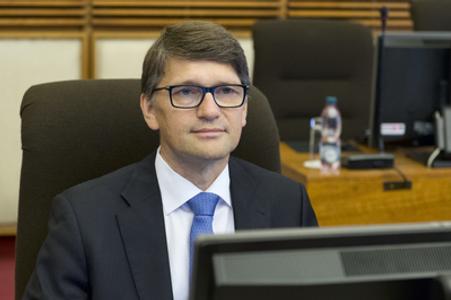 Culture MInister Marek Maďarič at cabinet session. 