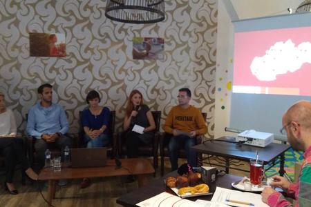 The presentation of This is 21 project