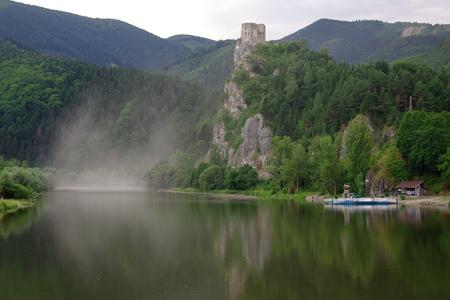 Some 100 tonnes of hard rock collapsed and fell on the road under the Strečno Castle, near Zilina. 