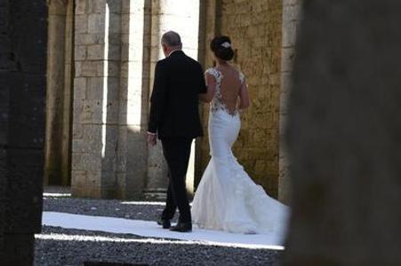 Indian tries to buy bride in Slovakia, police halt the wedding