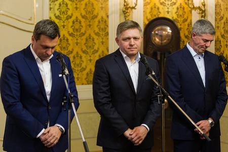 Coalition demands the right of reply for politicians