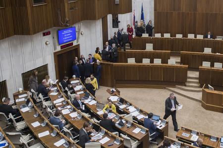 Parliament approves special levy for retail chains
