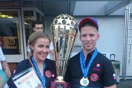 Winning Slovak team Miroslava Stroková and Sean Kasumovič