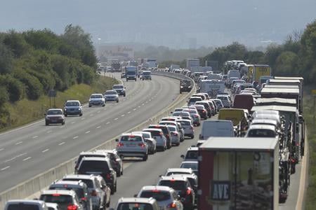Traffic situation close to Bratislava may become tough
