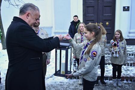 President Andrej Kiska took the Peace Light of Bethlehem in Poprad.
