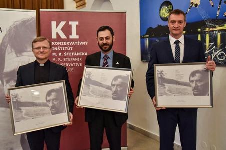 L-R: Laureates of the Dominik Tatarka Award 2017 Miloš Lichter, Misho Kapustin and Bohdan Hroboň on the award gala, March 13, 2018 in Bratislava. 