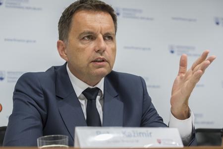 NBS governor Peter Kažimír
