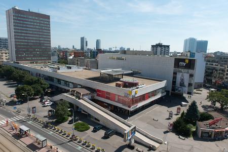 Tesco in Bratislava centre changes hands