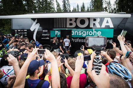 Clear, unanimous, and indisputable: Sagan is the best