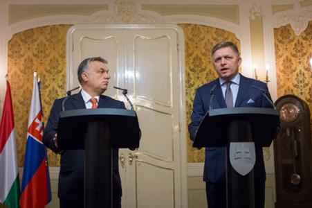 Hungarian PM Orbán with Slovak counterpart, Fico. 