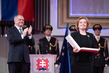 President awards former politician Magda Vášáryová.