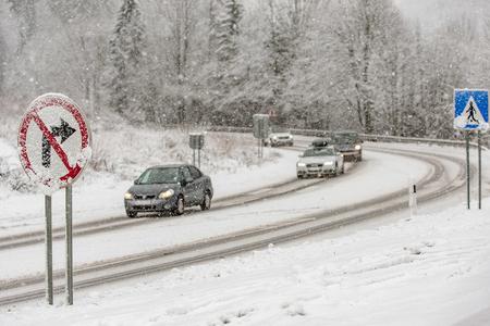 Thousands of households in central Slovakia left without electricity
