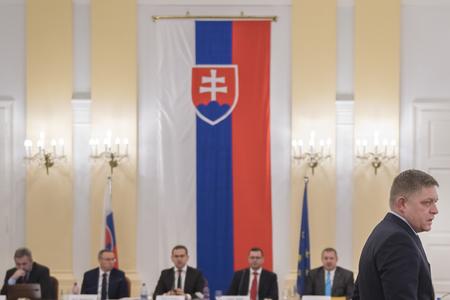 Parliamentary constitutional committee stuck due to Fico