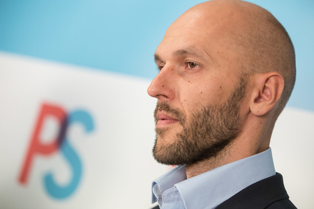 Slovakia's biggest web hosting firm changes hands