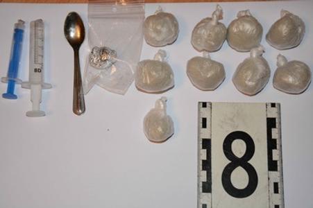 NAKA seized cocaine and methamphetamine worth €23,000. 