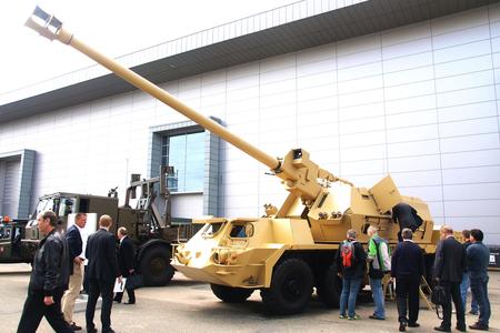 SNS orders new, allegedly unnecessary, howitzers