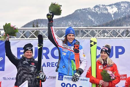 l-r: Marlene Schmotz, Petra Vlhová and Eva-Maria Brem