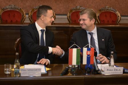 Slovakia and Hungary sign memorandum on Eastring project
